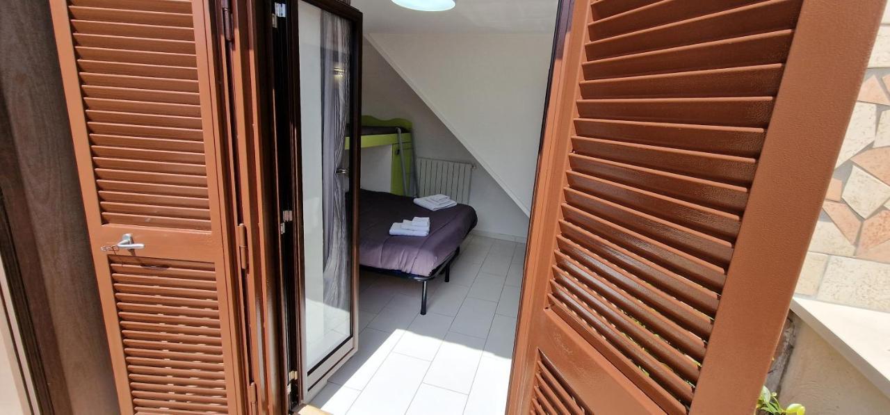 Apartamento Fashion House Napoli Exterior foto